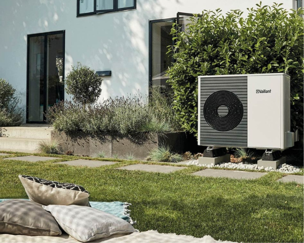 Air Source Heat Pump - heatthehome.co.uk